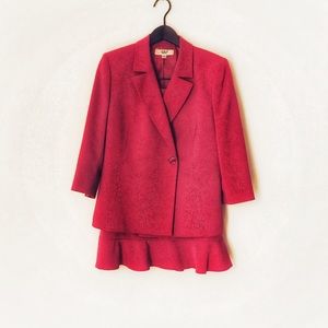 Le Suit 2 pc. CORAL suit